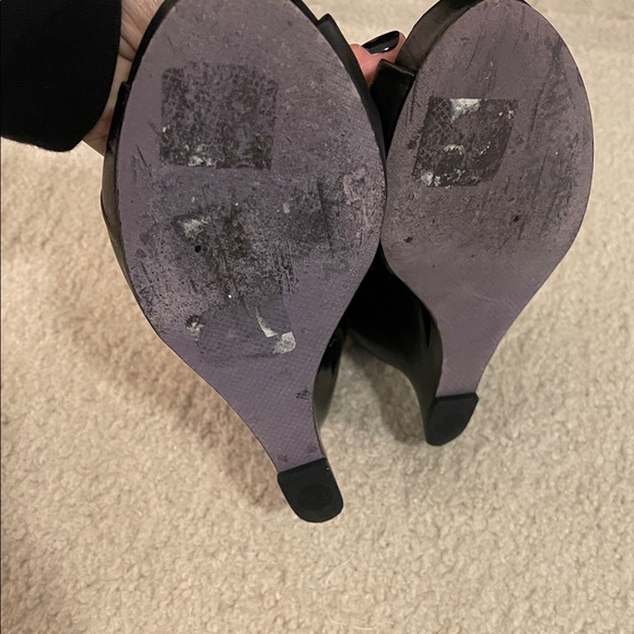 Donald J. Pliner Black Wedge Shoes - Picture 5 of 7